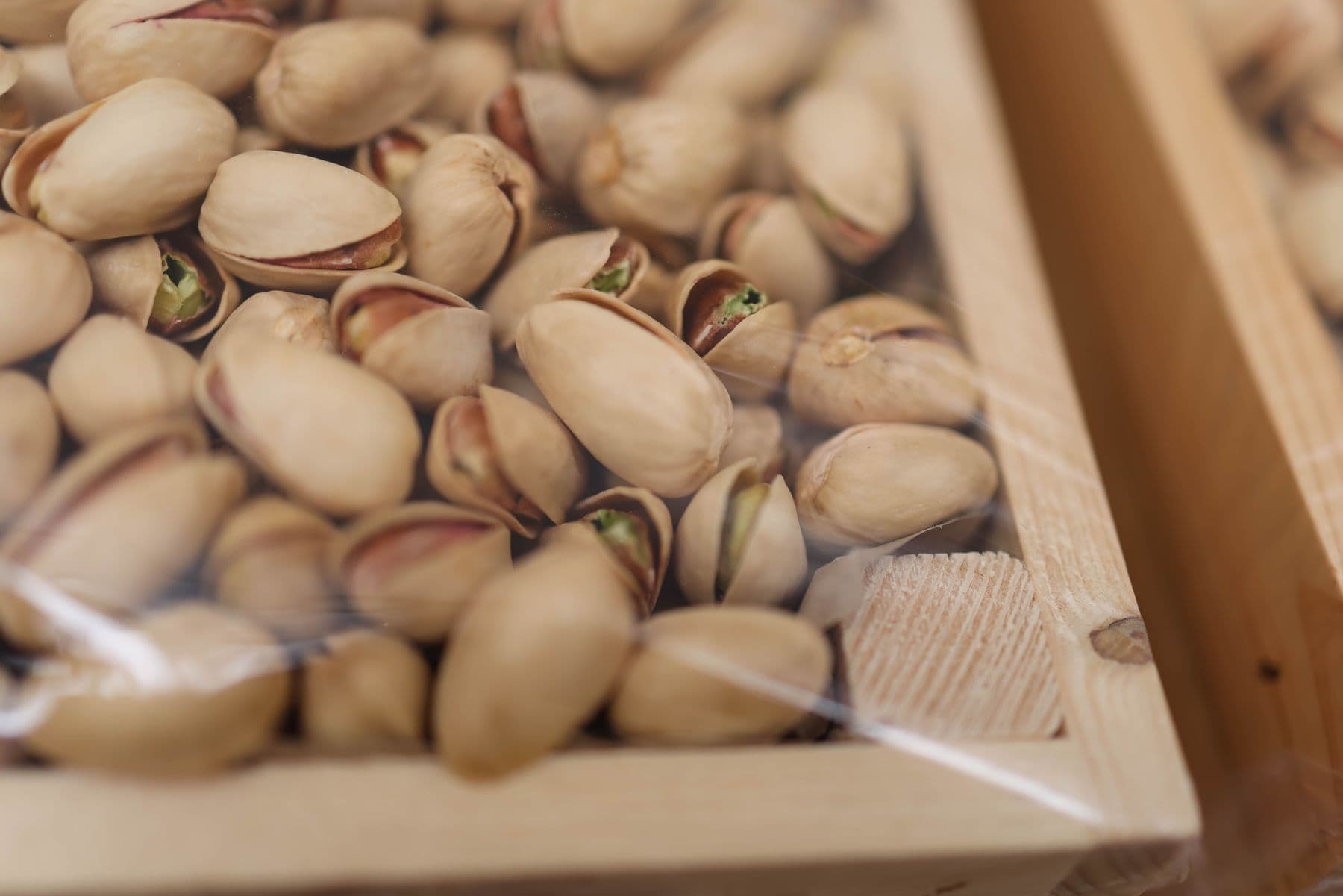 Gift box of assorted dry fruits